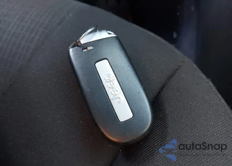 2016 Jeep Cherokee Latitude из США, поврежденный, VIN 1C4PJLCS4GW362852